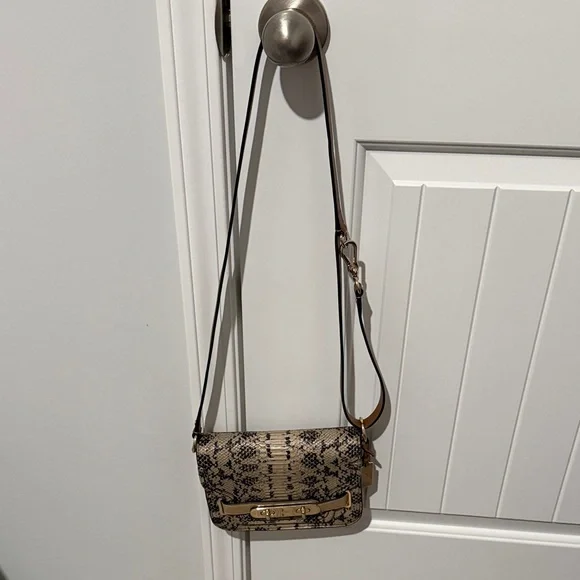 Coach Exotic Embossed Swagger Crossbody - Picture 9 of 12